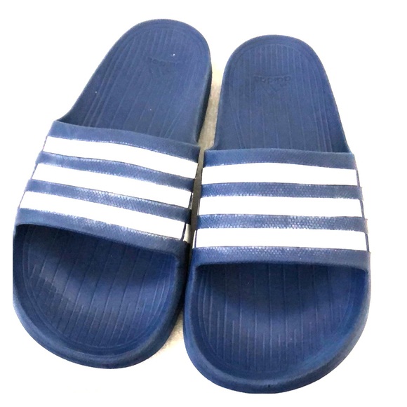 Adidas sliders - Picture 1 of 2